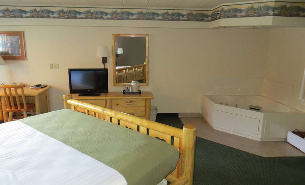 Cobblestone Hotel & Suites - Ladysmith Room photo